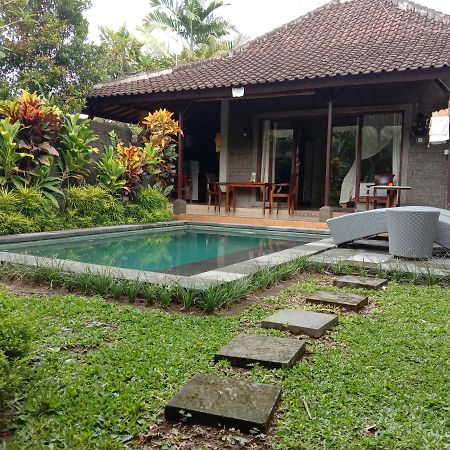 Dedik House Vila Ubud Exterior foto